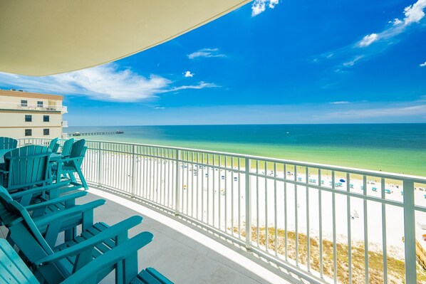 Condo, 4 Bedrooms | Property grounds