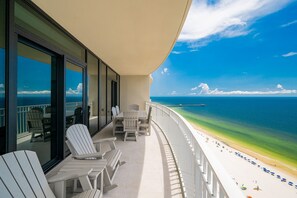 Appart'hôtel, 4 chambres | Enceinte de l’hébergement