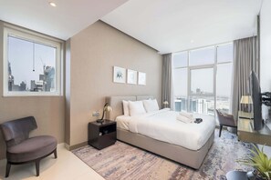 Ferros/tábuas de passar roupa, Wi-Fi, roupa de cama