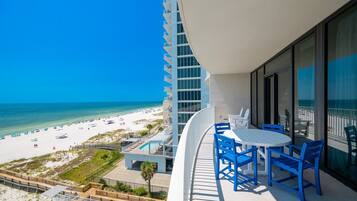 Condo, 3 Bedrooms | Outdoor dining