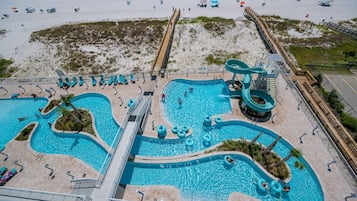 Condo, 3 quartos | Piscina | Piscina interna, piscina externa