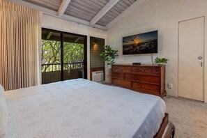 Condo, 1 Bedroom | 1 bedroom, iron/ironing board, free WiFi - Wailea Ekolu 1608 1 Bedroom Condo (Kihei)