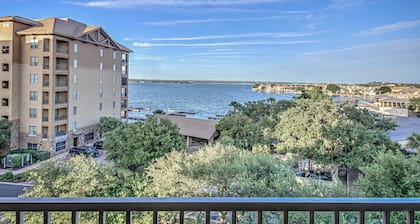 Waterfront Condo for 4 | Resort Pool & Lake View!