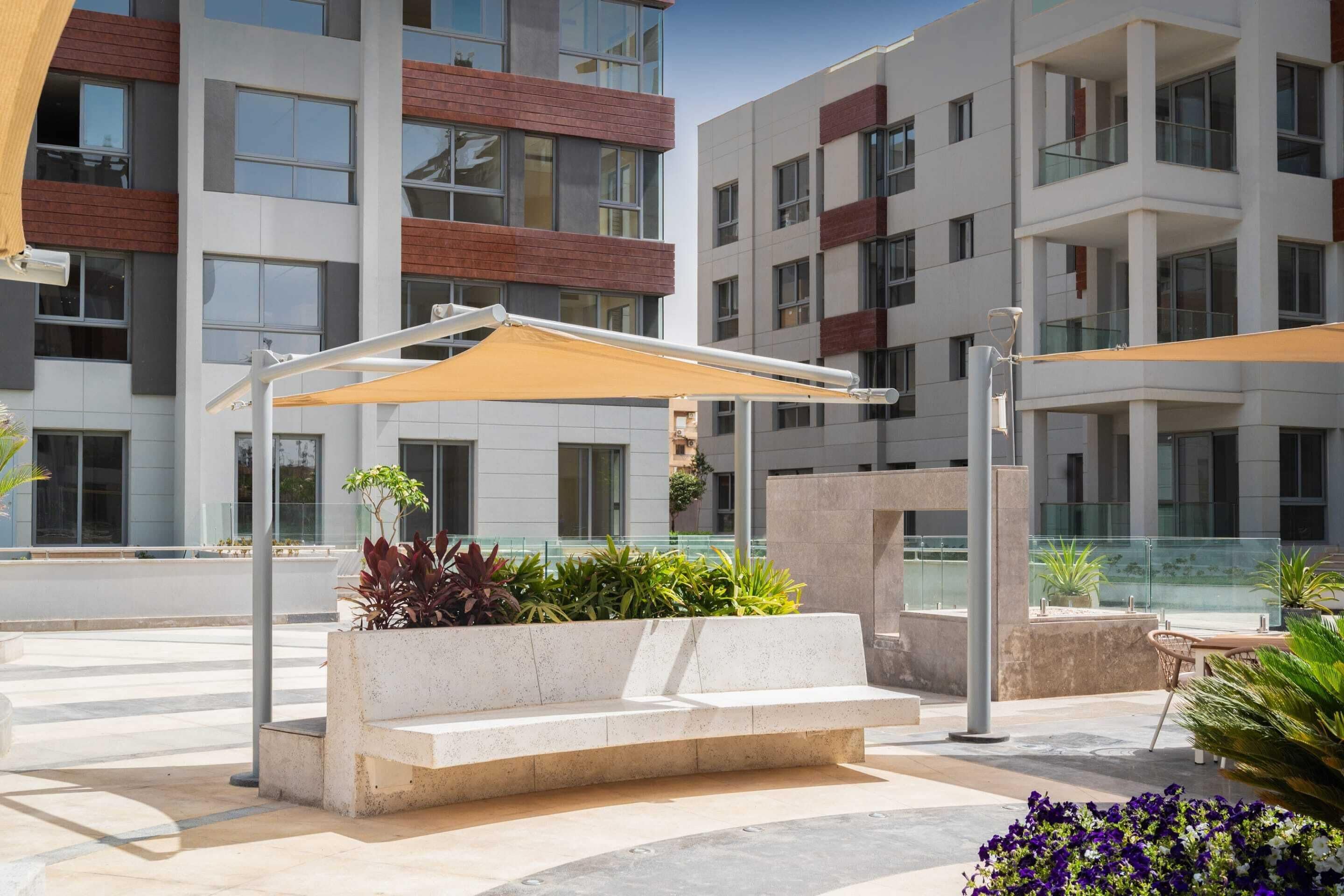 Basic Apartment | Terrace/patio