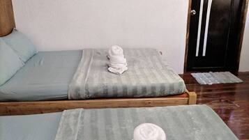House, 1 Bedroom, Mountain View