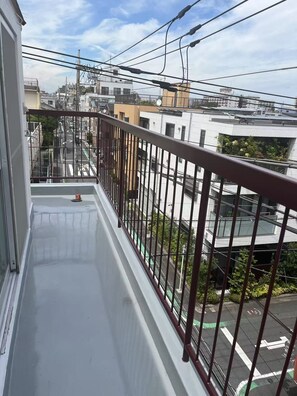 อีโคโนมีอพาร์ทเมนท์ | โต๊ะทำงาน, เตารีด/โต๊ะรีดผ้า, Wi-Fi ฟรี, ผ้าปูที่นอน