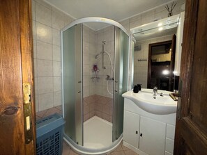 Villa, Garden View | Bathroom - House Risika - Wellness & Privacy (Vrbnik)