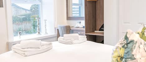 Kamar Double Deluks (1st Floor) | Kedap suara dan Wi-Fi gratis
