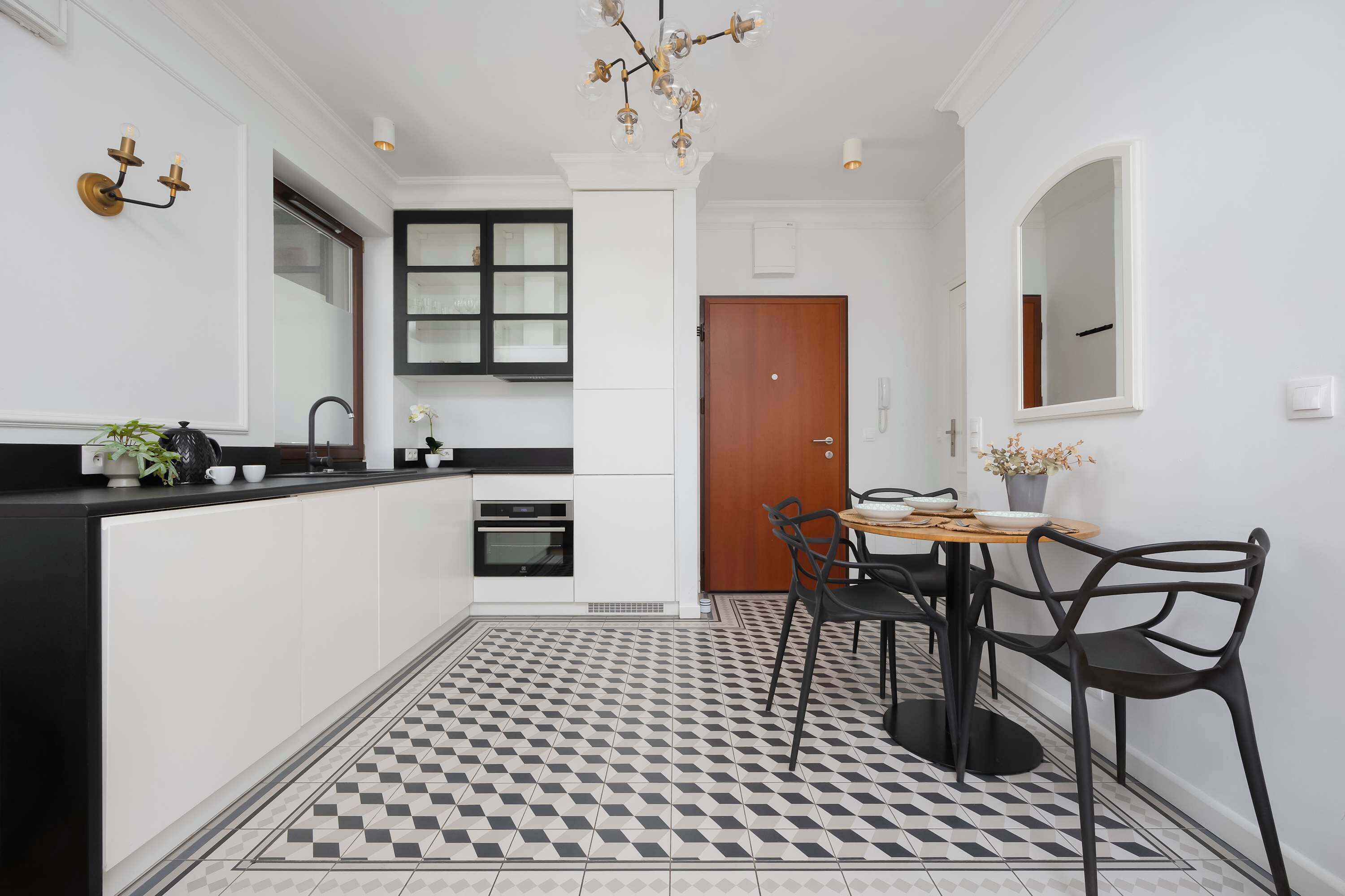 Kühlschrank, Ofen, Herdplatte, Geschirrspüler