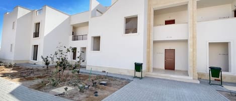 Basic Apartment | Bahagian luar