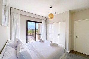 Apartemen Basic | 1 kamar tidur, setrika/meja setrika, dan seprai linen