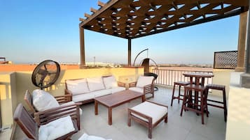 Departamento básico | Restaurante al aire libre