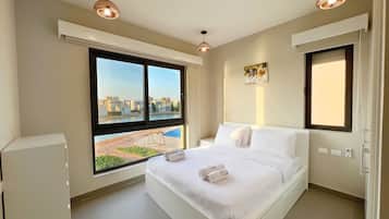 Departamento básico | 3 habitaciones, tabla de planchar con plancha y ropa de cama