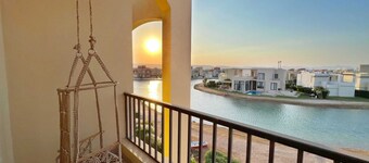 Xuru Stays I Eclectic 2 BDR Twin House @ Tawila El Gouna