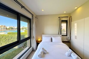 อพาร์ทเมนท์ | 2 ห้องนอน, เตารีด/โต๊ะรีดผ้า, ผ้าปูที่นอน