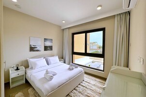 1 bedroom, iron/ironing board, bed sheets