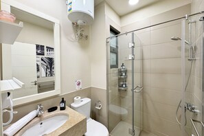 Appartamento Basic | Bagno | Articoli per l'igiene personale ecosostenibili, asciugacapelli