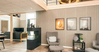 4 Star Holiday Home in Henne