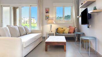 Perushuoneisto | Oleskelualue | Televisio