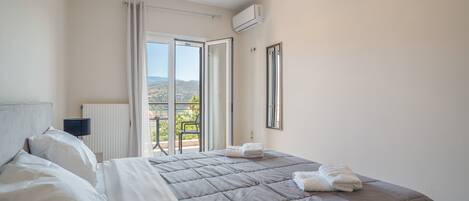 1 dormitorio y ropa de cama