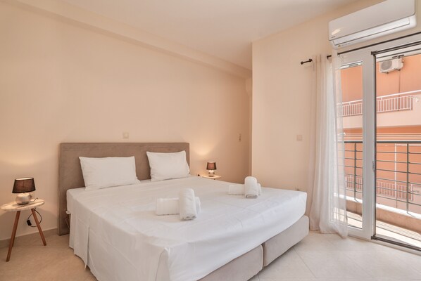 2 bedrooms, WiFi, bed sheets