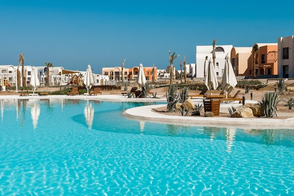Apartamento básico | Piscina