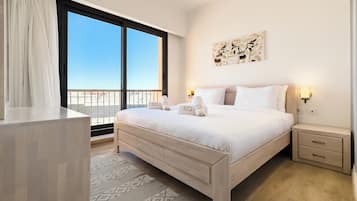 Basic Apartment | 1 bedroom, iron/ironing board, bed sheets