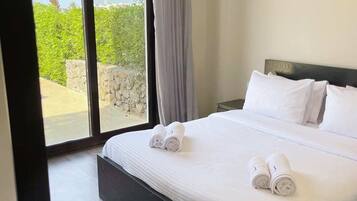 Basic Villa | 3 bedrooms, iron/ironing board, bed sheets