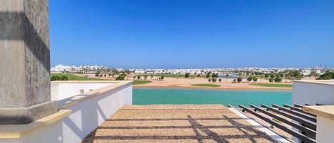 基本別墅 | 住宿地面