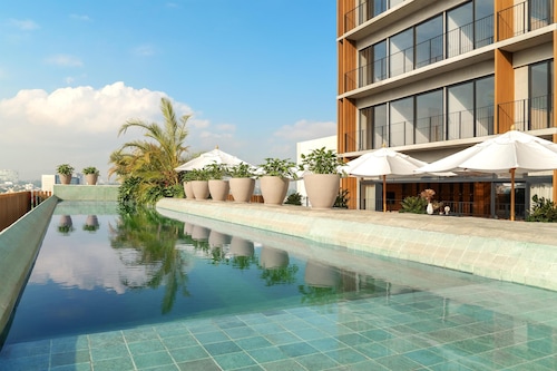 NH Guadalajara Studios