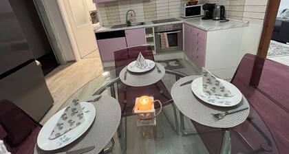 Peaceful 1-Bedroom Apartment in Family Farmhouse in Brloh