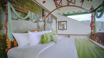 Chambre Triple Premium | Literie de qualité supérieure, matelas mémoire de forme