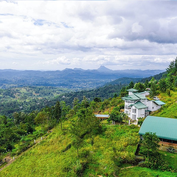 Villa – deluxe | Sengetøy av topp kvalitet og senger med overmadrass