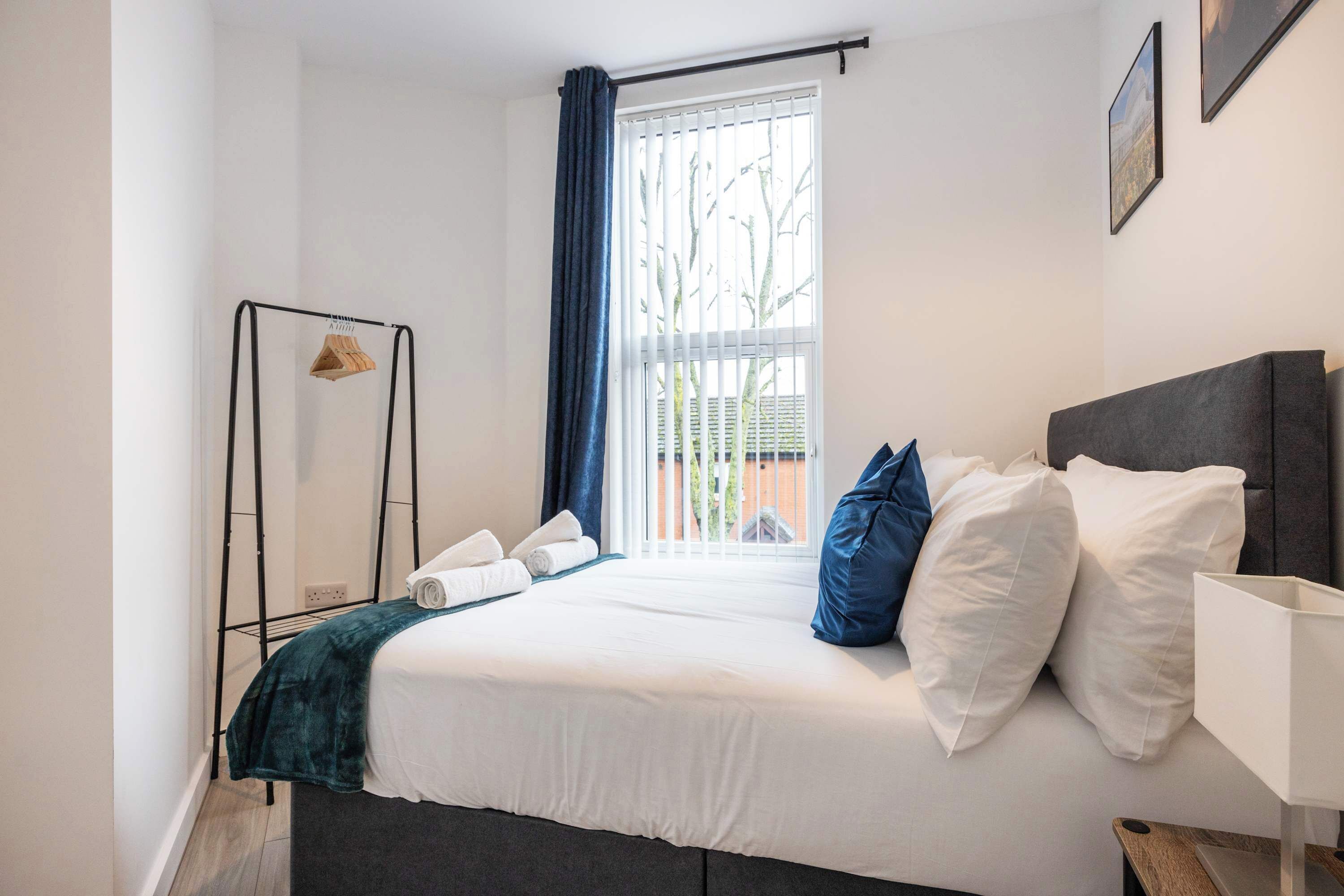 2 bedrooms, iron/ironing board, travel cot, WiFi