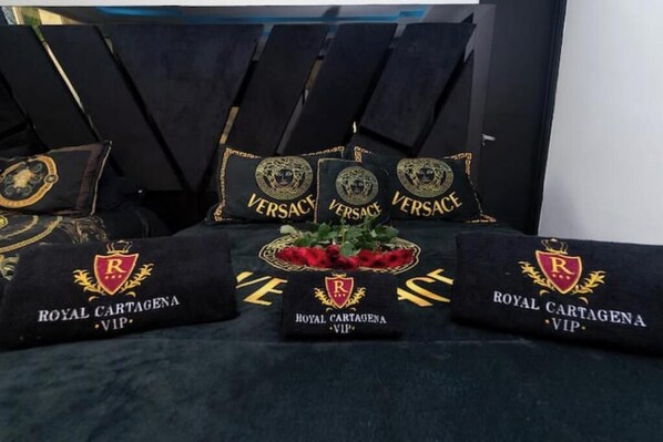 1 camera, Wi-Fi, lenzuola