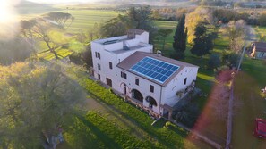 Exterior - Room 'Oliva' with Shared Garden and Wi-Fi (Gavorrano)