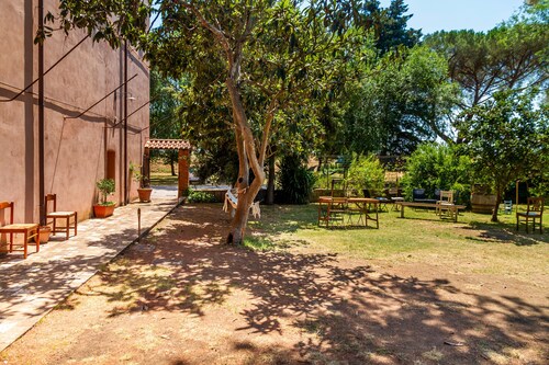 Room 'La Concia - Spiga' with Shared Garden and Wi-Fi