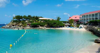 Oceanfront Suite with Private Beaches, Pool, Gym & Watersports Adventures
