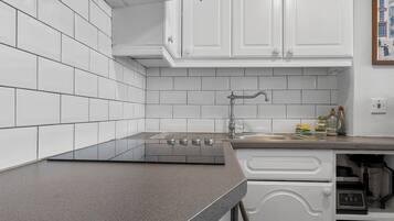 Fridge, microwave, oven, toaster