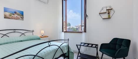 2 bedrooms, iron/ironing board