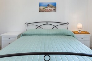 2 bedrooms, iron/ironing board - GuestHost - Roby's Home (Cagliari)