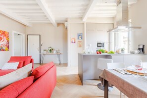 2 bedrooms - The White Lotus Penthouse (Lucca)