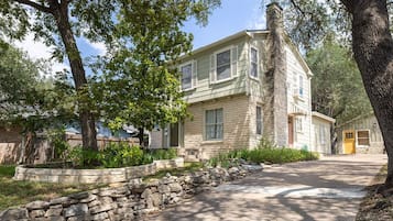 Deluxe Cottage, Garden View | Exterior