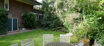 Cozy house with garden, within walking distance of promenade and beach in Vlissingen