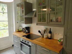 Four, plaque de cuisson, lave-vaisselle