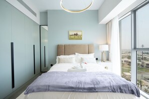 Deluxe Apartment, 1 Bedroom, Non Smoking, Balcony | Premium bedding, down comforters, memory foam beds, in-room safe - KeyRock Living - Premium Apt with Pool (Dubai)