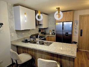 Apartamento, 2 quartos, acessível, para fumantes | Parte interna