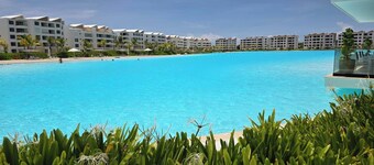 Oasis Turquesa Punta Cana Crystal Lagoon