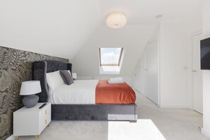 3 sovrum, strykjärn/strykbräda, gratis wi-fi och sängkläder