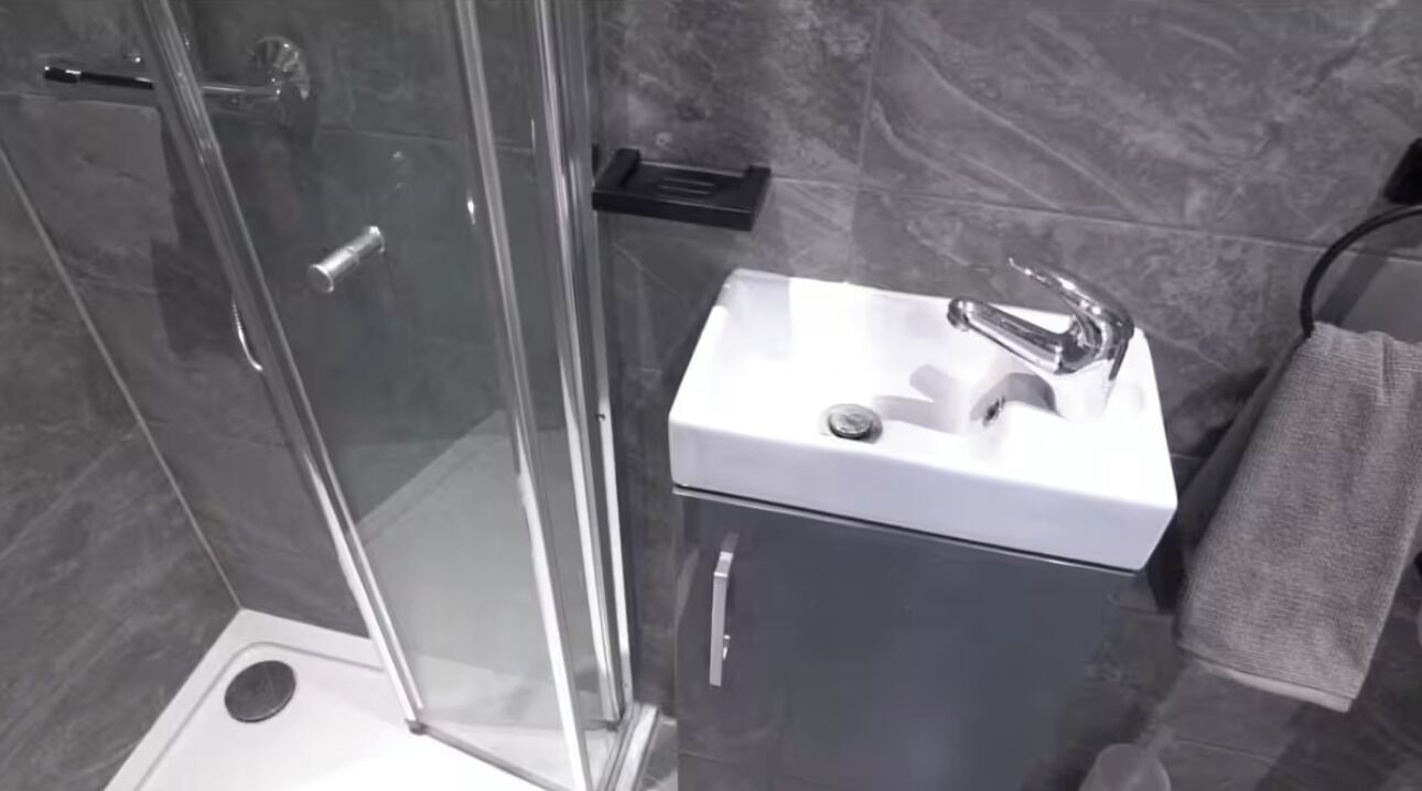 Towels, toilet paper
